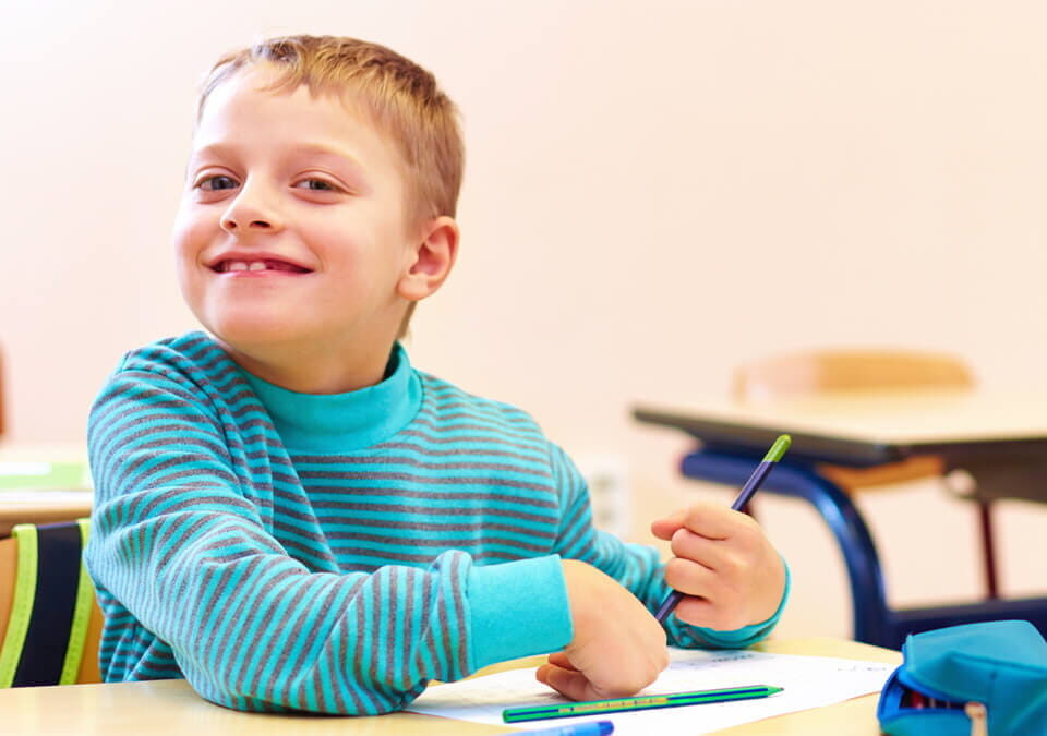 seo-1323-bs-cute-boy-with-special-needs-wr-178565908-1200x675-1-960x675